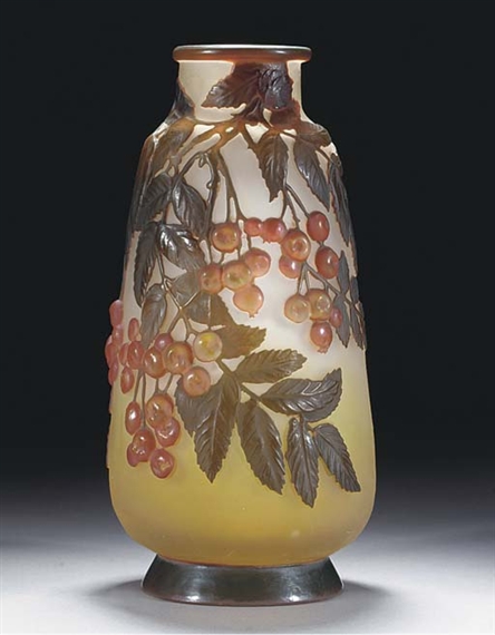 Mould+Blown+Cameo+Glass+Vase.jpg