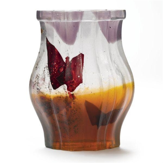Papillon+Verre+Parlant+Vase+1900.jpg